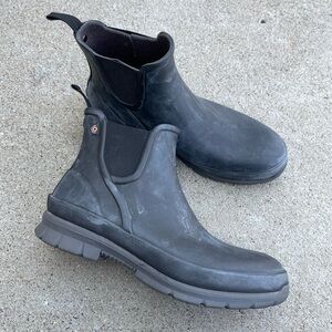 Bogs Amelia Slip On Rain Boots Womens size 9 in Black